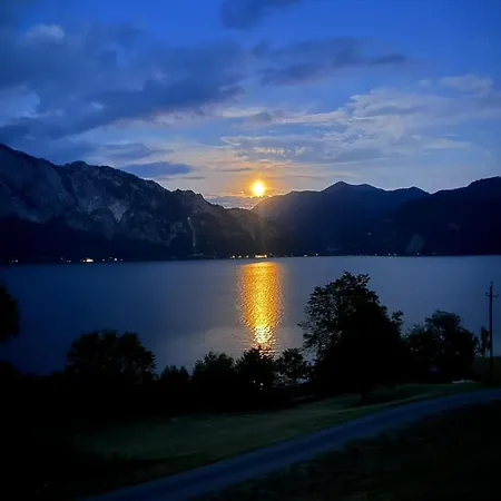 Sonnhof Attersee 3* אונטראך אם אטרזה