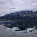 Sonnhof Attersee 招待所 3*