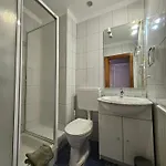 Sonnhof Attersee 招待所 3*